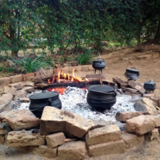 November 2015: Cooking up potjies with friends